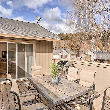 Mount Shasta Escape With Balcony About Walk To Dtwn Villa Dış mekan fotoğraf