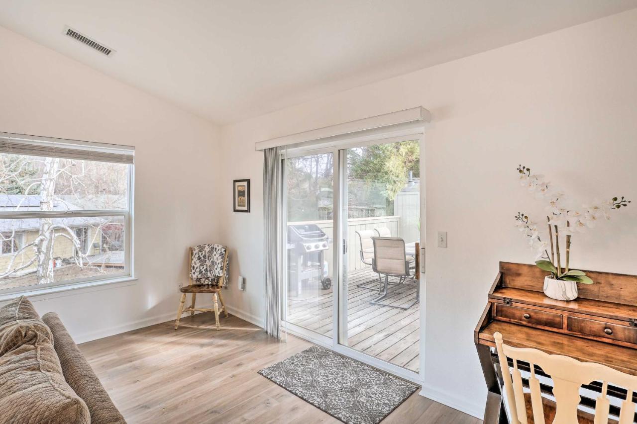 Mount Shasta Escape With Balcony About Walk To Dtwn Villa Dış mekan fotoğraf